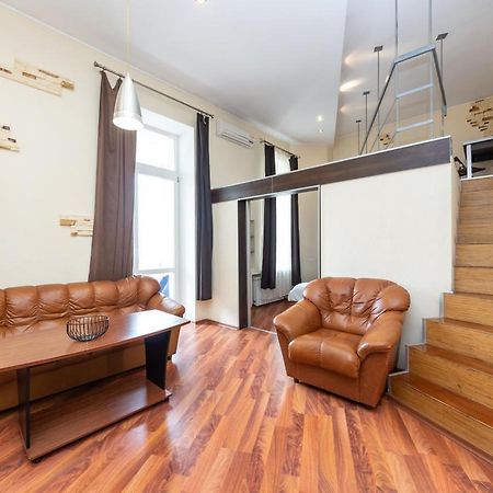 Comfortable Apartment On Mikhaylovskiy Lane เคียฟ ภายนอก รูปภาพ
