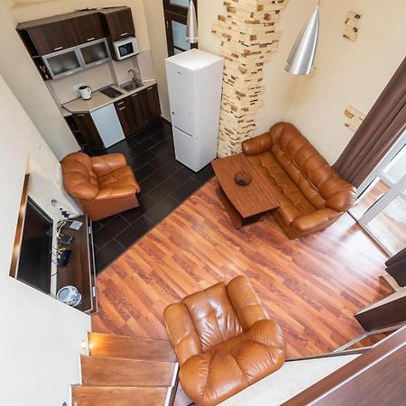 Comfortable Apartment On Mikhaylovskiy Lane เคียฟ ภายนอก รูปภาพ