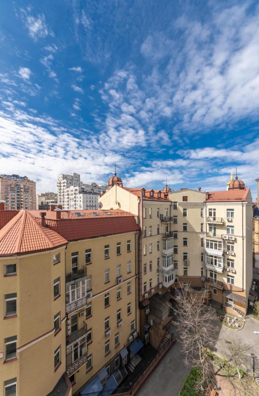Comfortable Apartment On Mikhaylovskiy Lane เคียฟ ภายนอก รูปภาพ