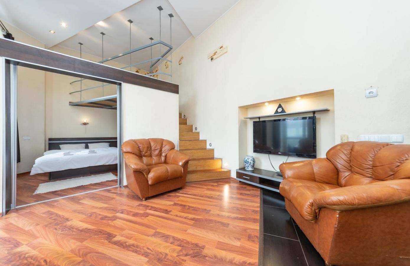 Comfortable Apartment On Mikhaylovskiy Lane เคียฟ ภายนอก รูปภาพ